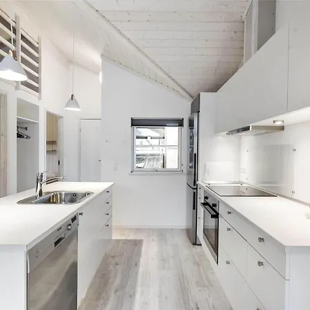R605-rodvig-stevns-thormodsvej-5 * Rødvig